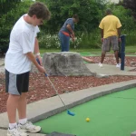minigolf-team-building-fun-n-stuff